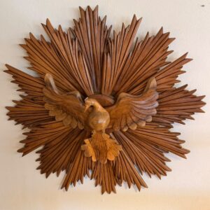Divino Espírito Santo em Madeira Nobre Jacarandá Maciça