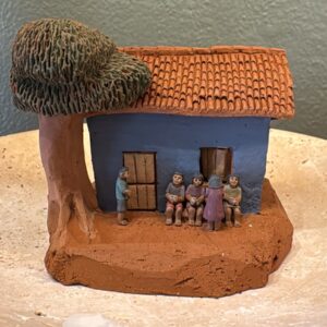 Mini Casinha de Barro – Peça Autoral Assinada por Artista Brasileiro